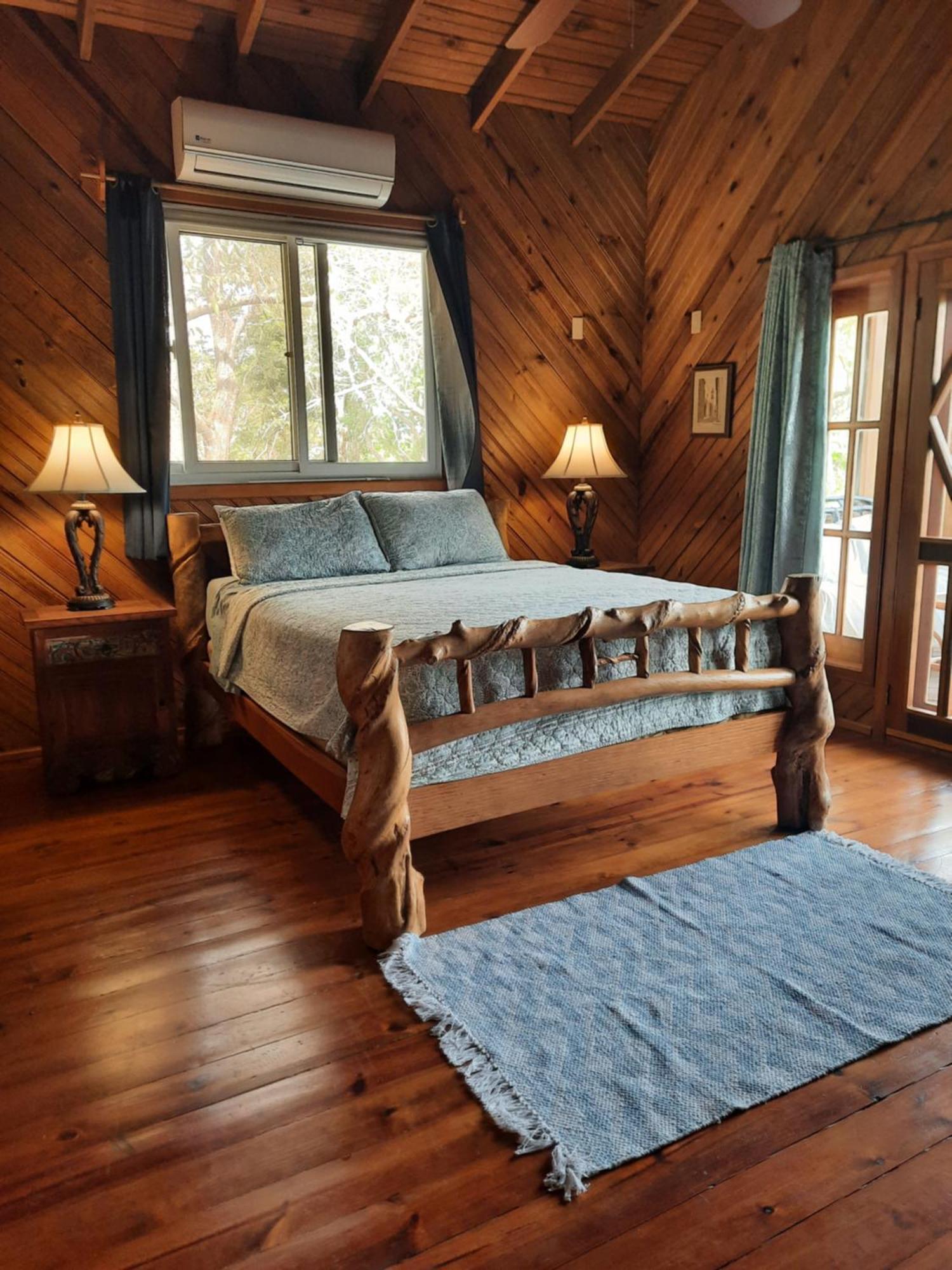Guava Grove Resort & Villas Сэнди-Бей Экстерьер фото